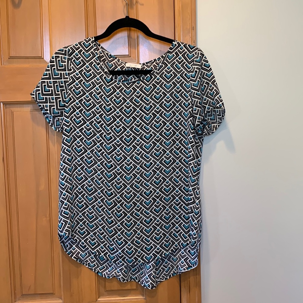 Pleione Lightweight Flowy Woven Blouse Work Casual Top Size XS